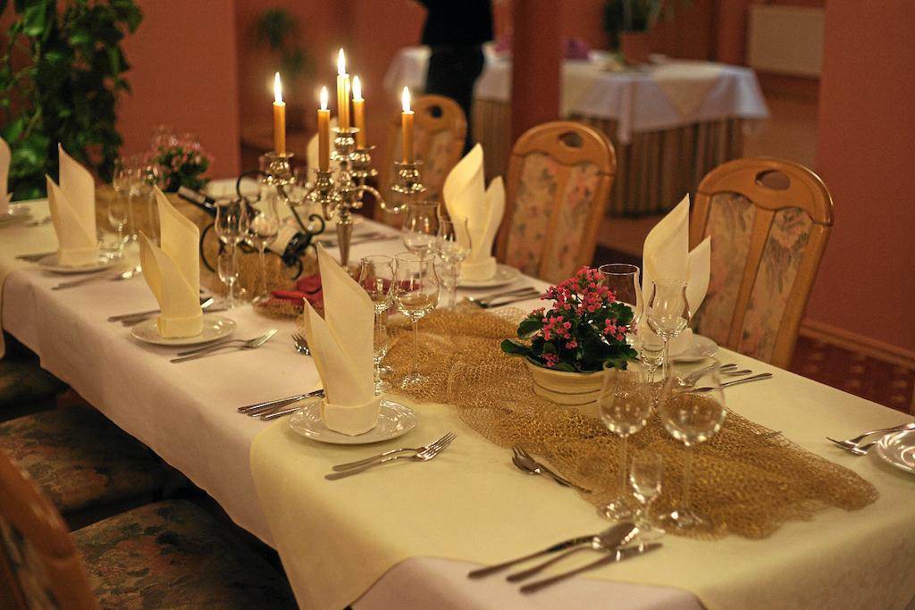 Hotel Grodzki Poznań Extérieur photo